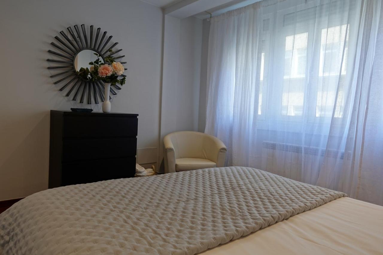 Centrico Y Acogedor Piso Con Garaje Apartment A Coruna Ngoại thất bức ảnh